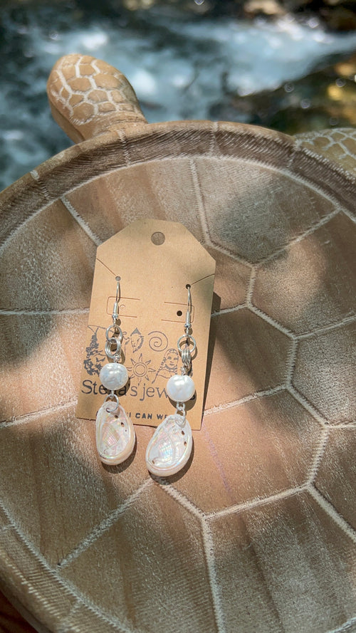 Abalone pearl earrings (silver)