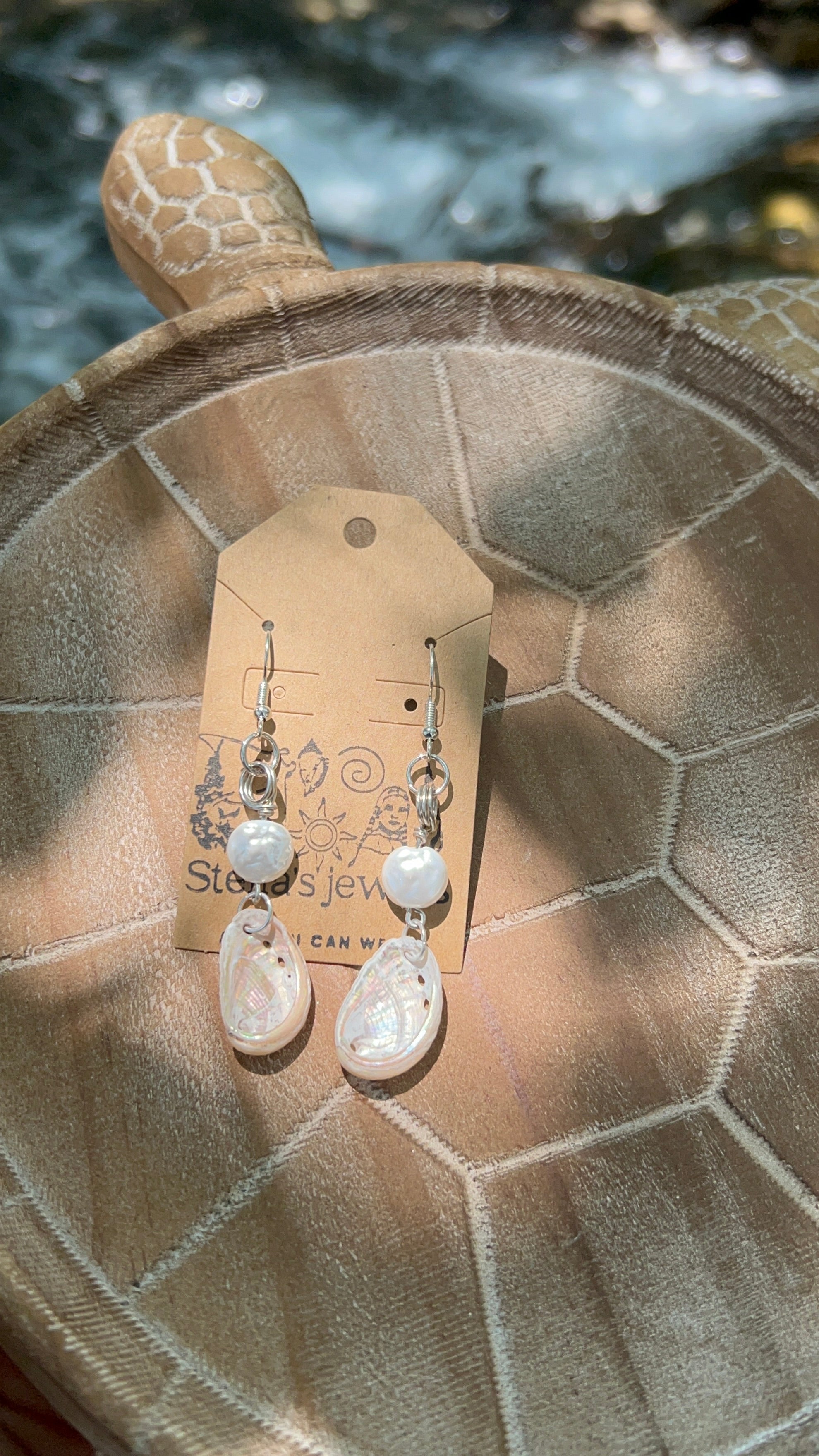 Abalone pearl earrings (silver)