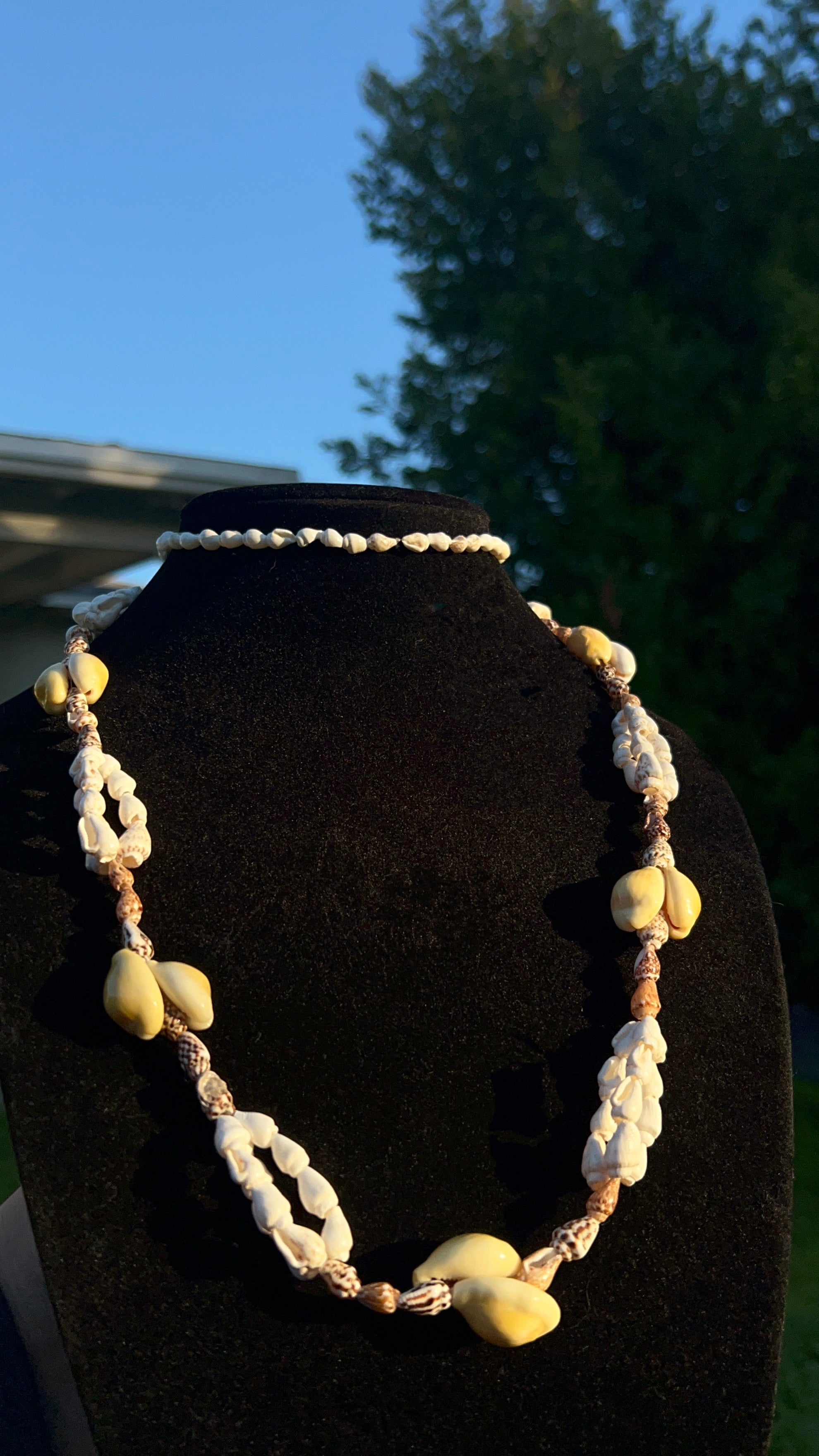 Coastal offering necklace